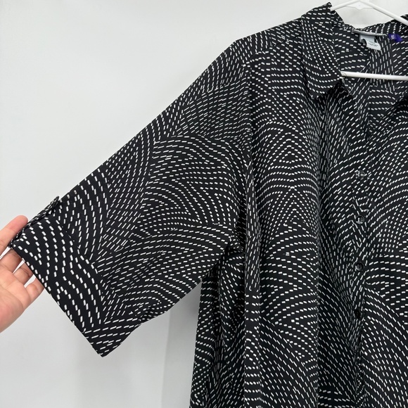 Catherines Top Women 3X Petite Black White Roll Tab Sleeves Button Up Office - Picture 2 of 11